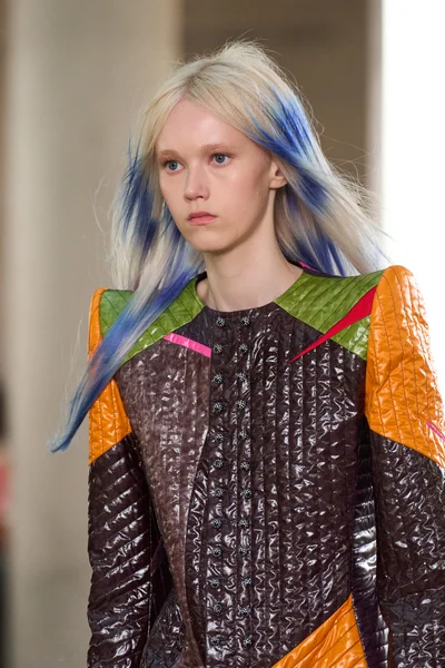 Look 57